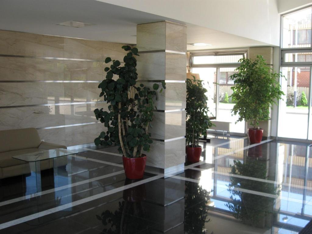 Garden Corner Apartment Krakow Exterior photo